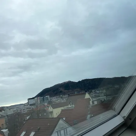 Kong Oscars Apartament *